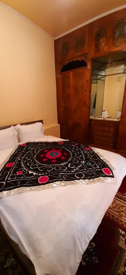 Registan Center Hotel Samarkand Bagian luar foto